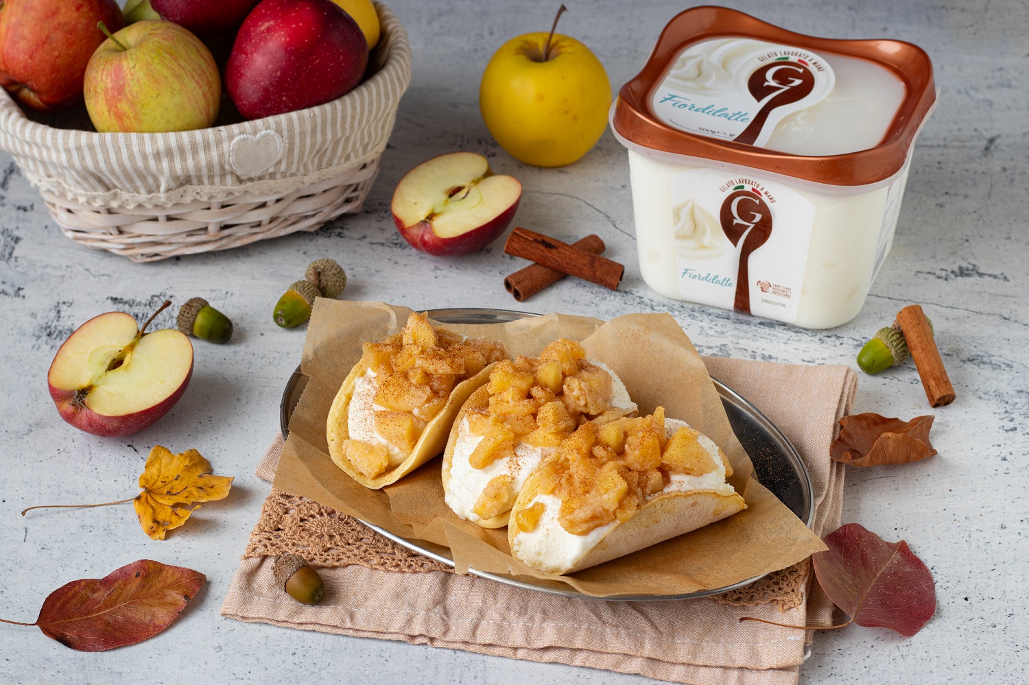 apple pie tacos gelato